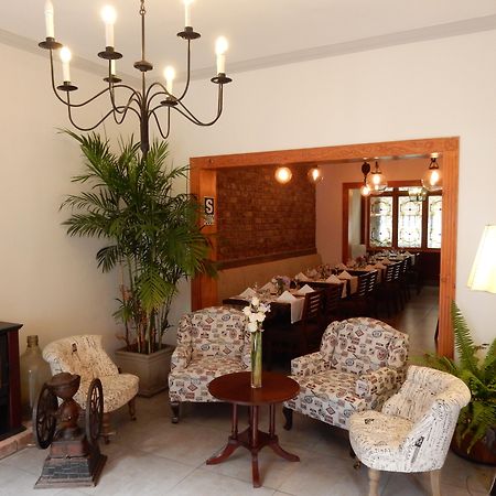 Hotel Antigua Miraflores リマ エクステリア 写真
