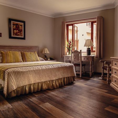 Hotel Antigua Miraflores リマ エクステリア 写真
