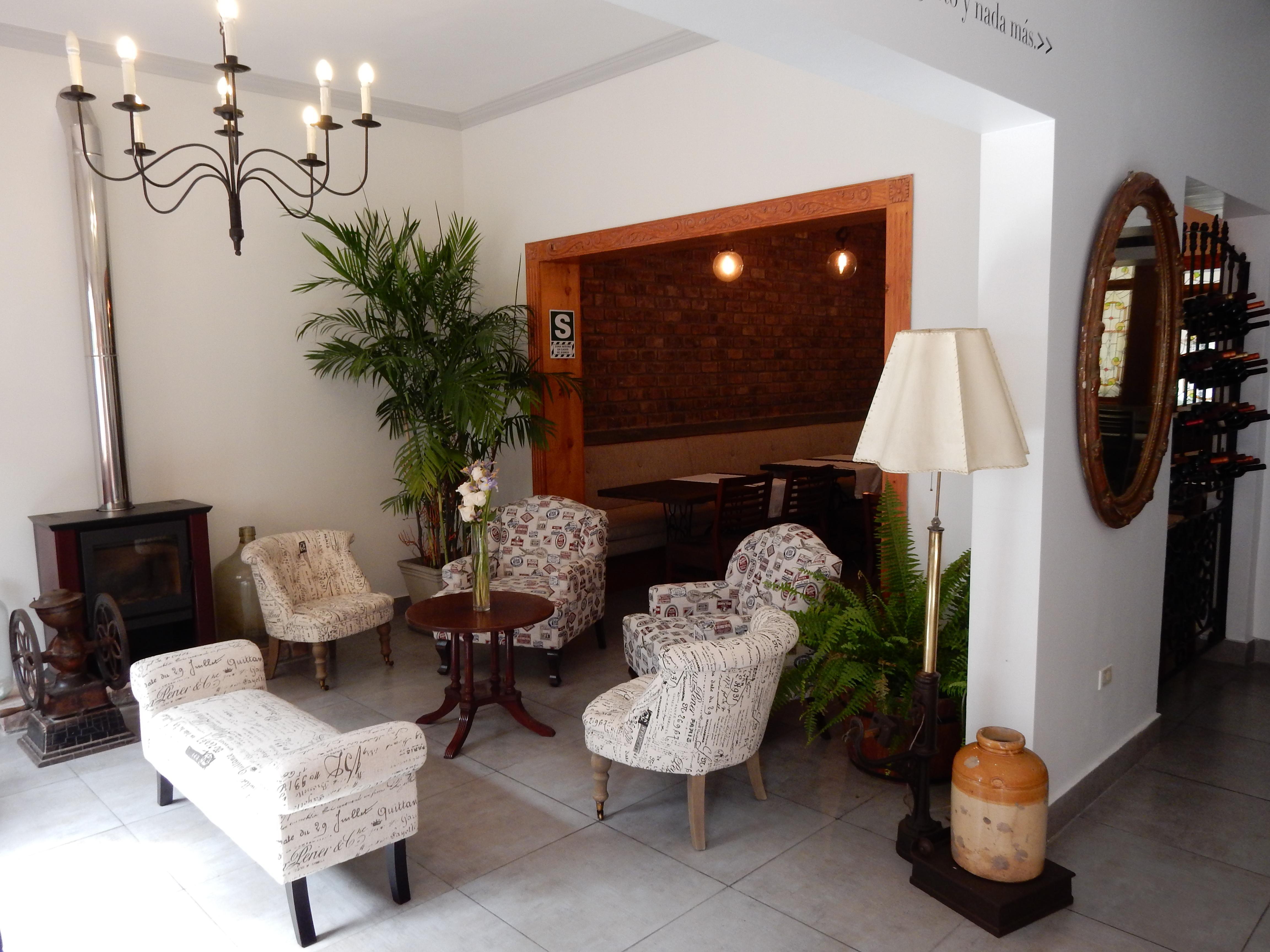Hotel Antigua Miraflores リマ エクステリア 写真