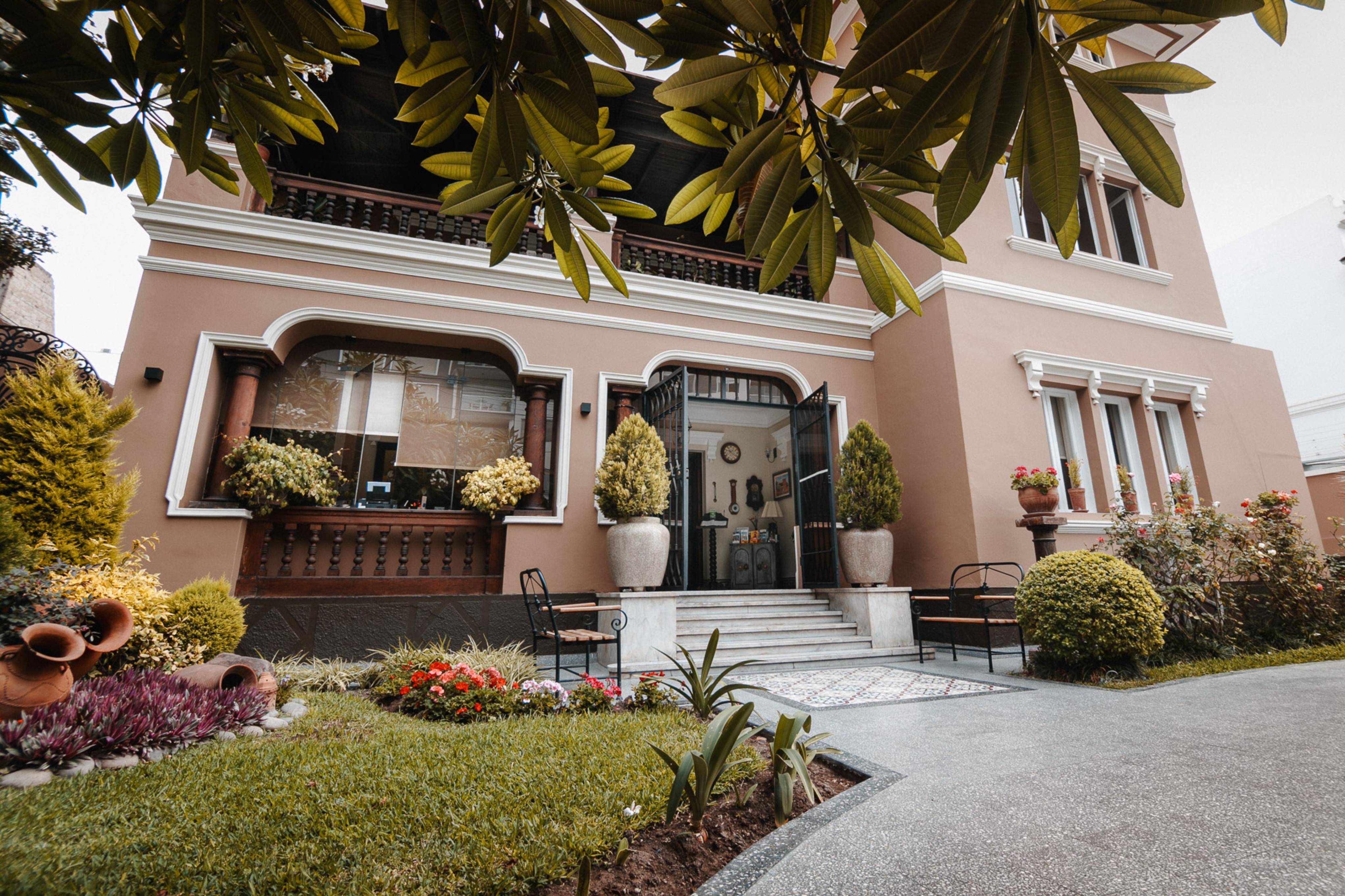 Hotel Antigua Miraflores リマ エクステリア 写真