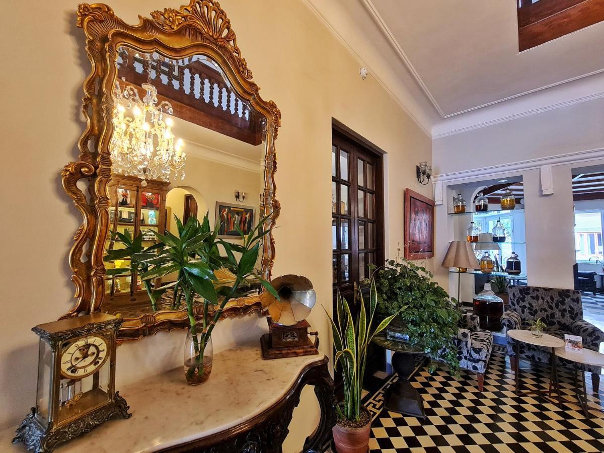 Hotel Antigua Miraflores リマ エクステリア 写真