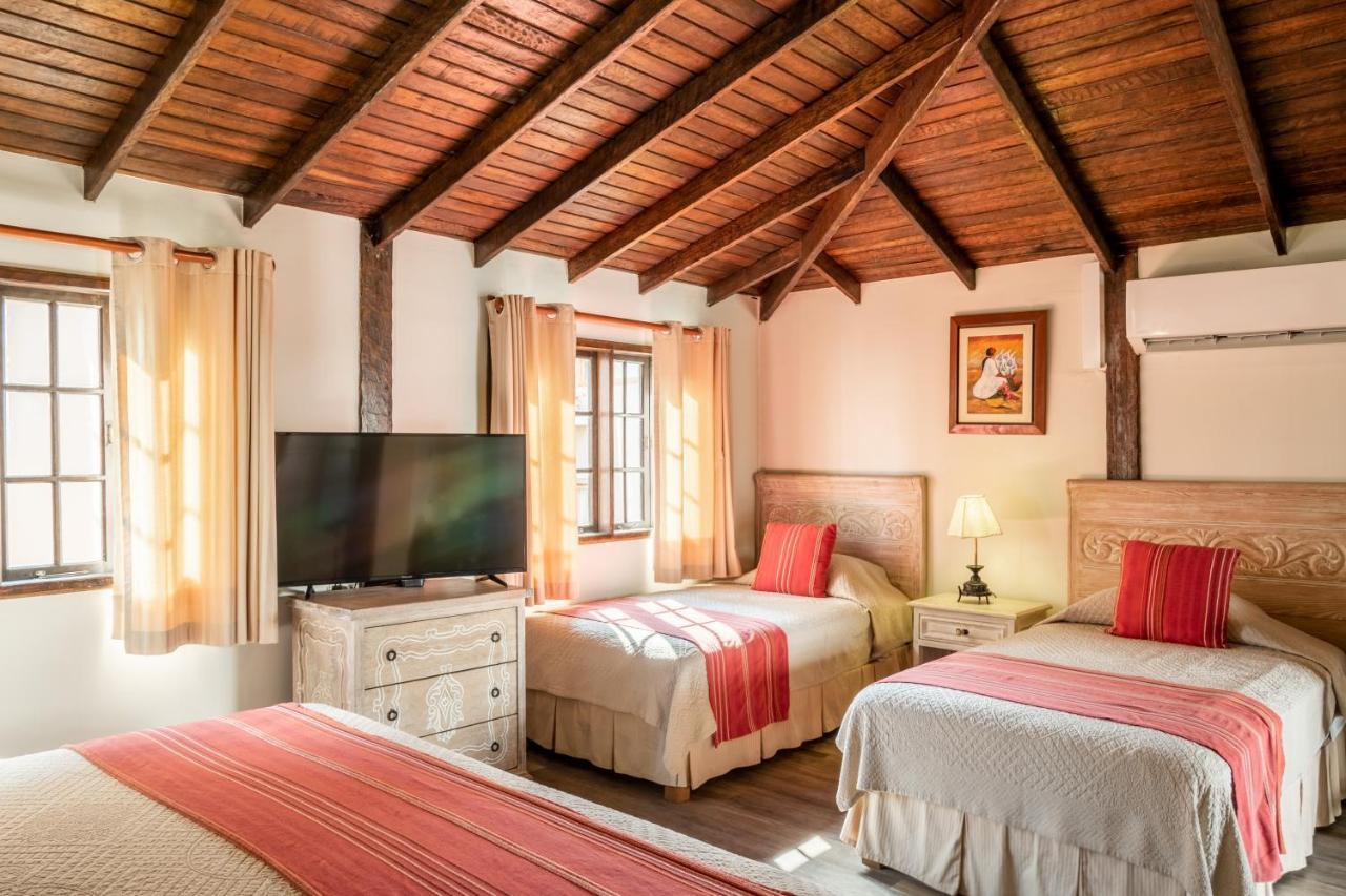 Hotel Antigua Miraflores リマ エクステリア 写真